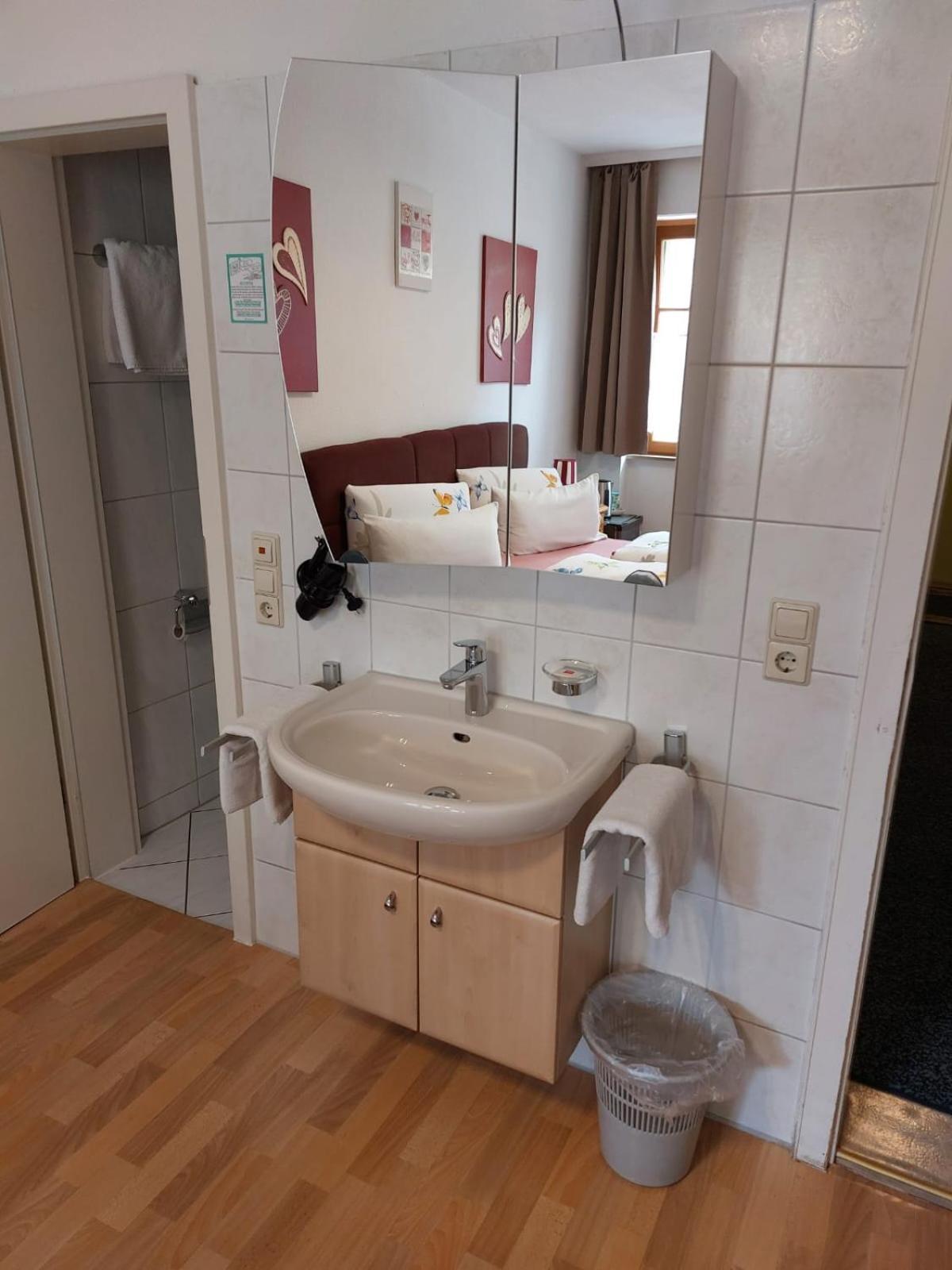 מיירסבורג Schwabenstuben Doppelzimmer מראה חיצוני תמונה